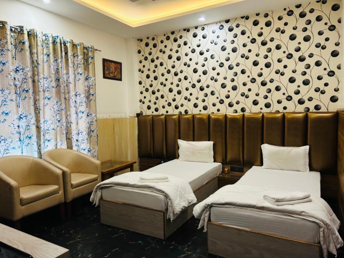 Royal Heritage Hotel & Resort Ayodhya Luaran gambar